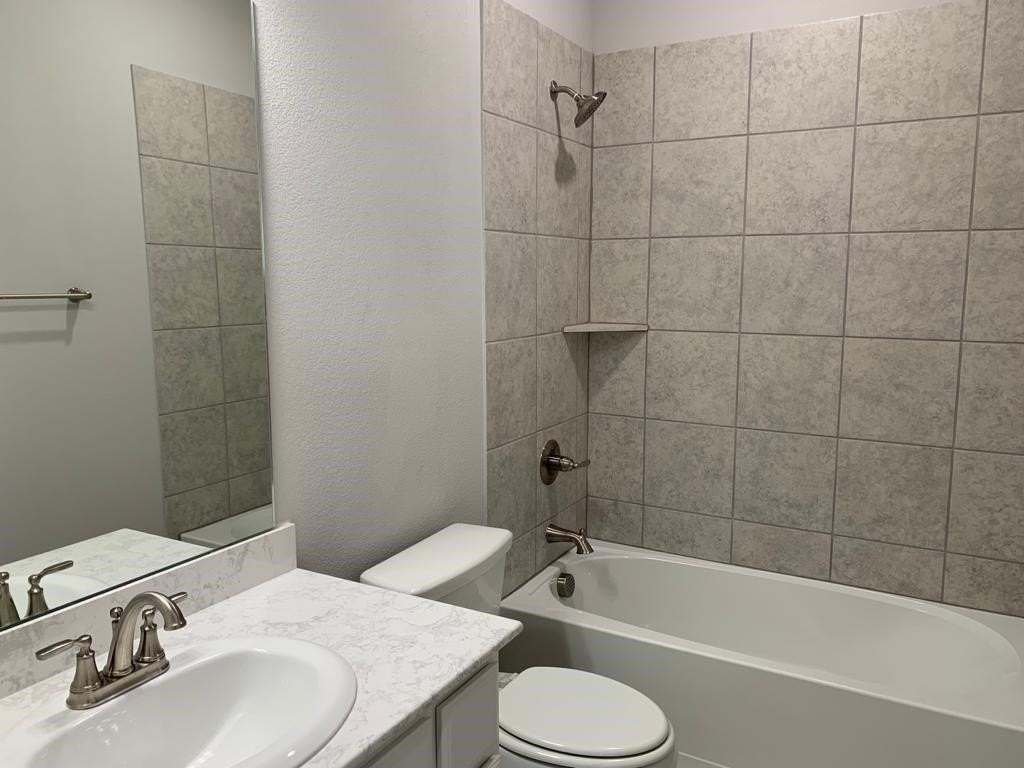 1414 Warringwood Dr - Photo 6 of 11