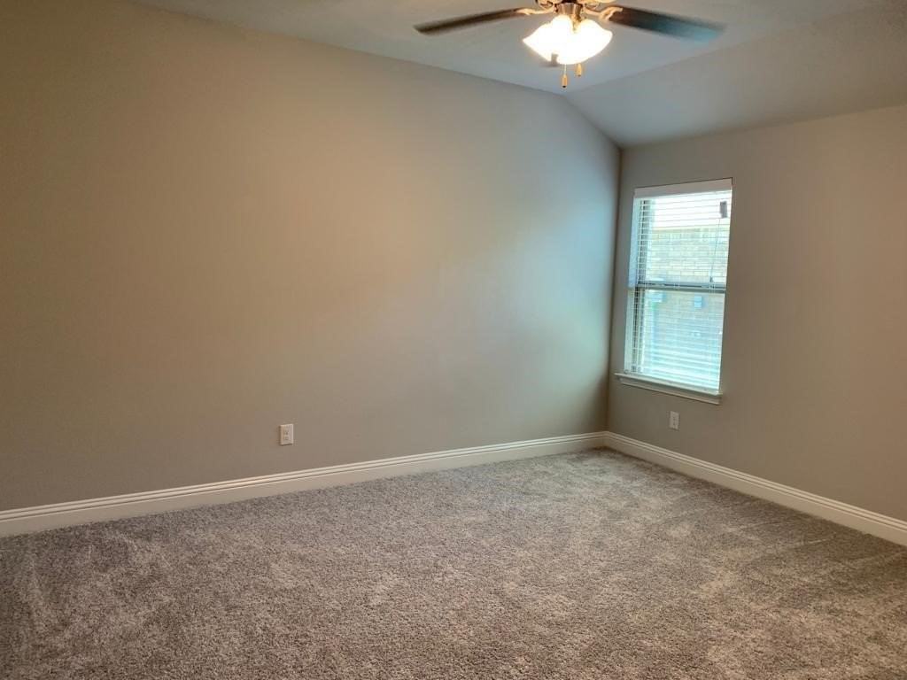 1414 Warringwood Dr - Photo 7 of 11