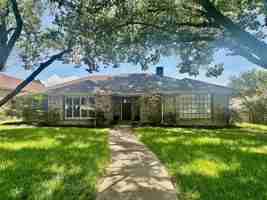 featured image of 7010 Claybrook Dr