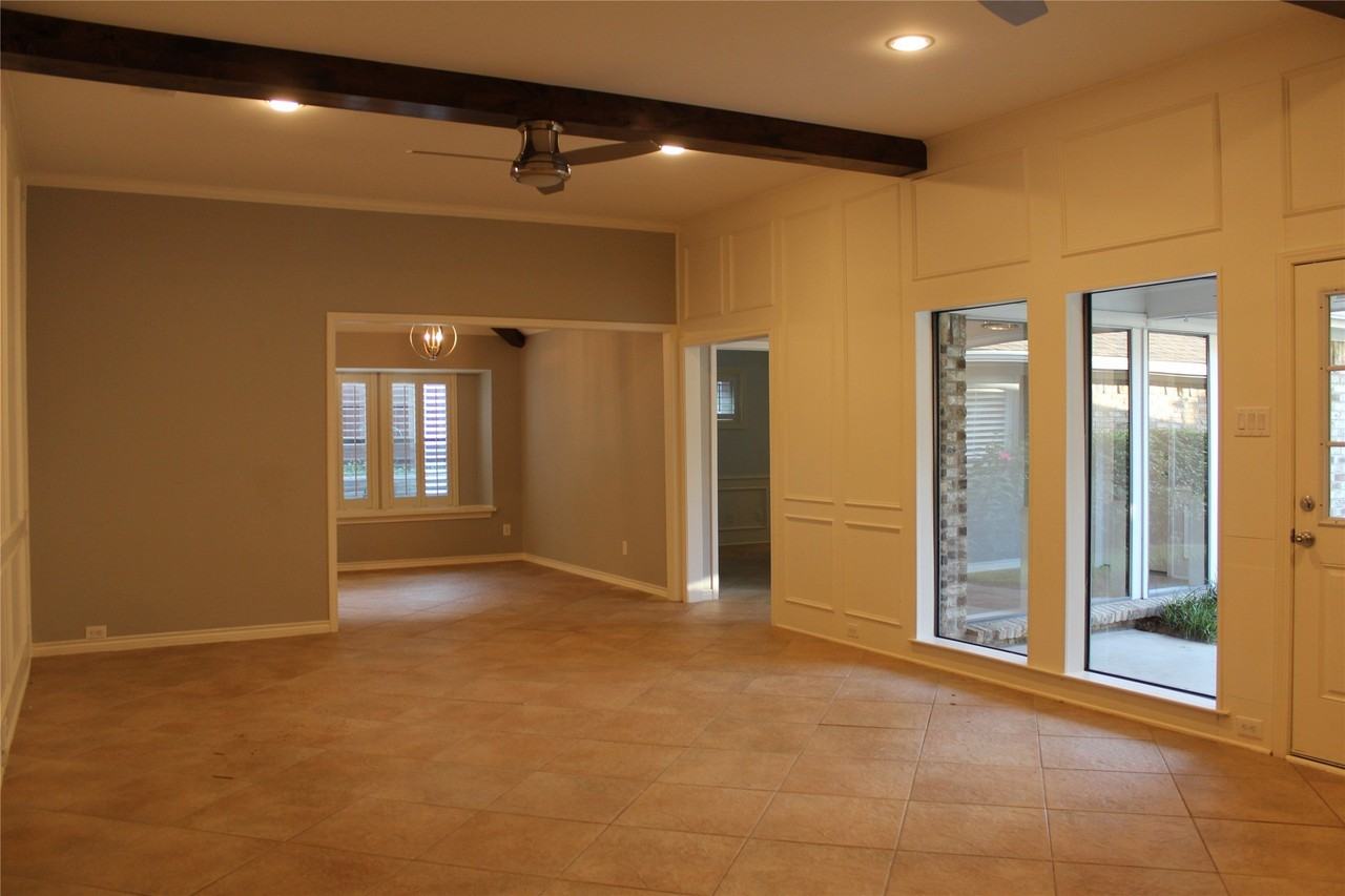 7010 Claybrook Dr - Photo 5 of 21