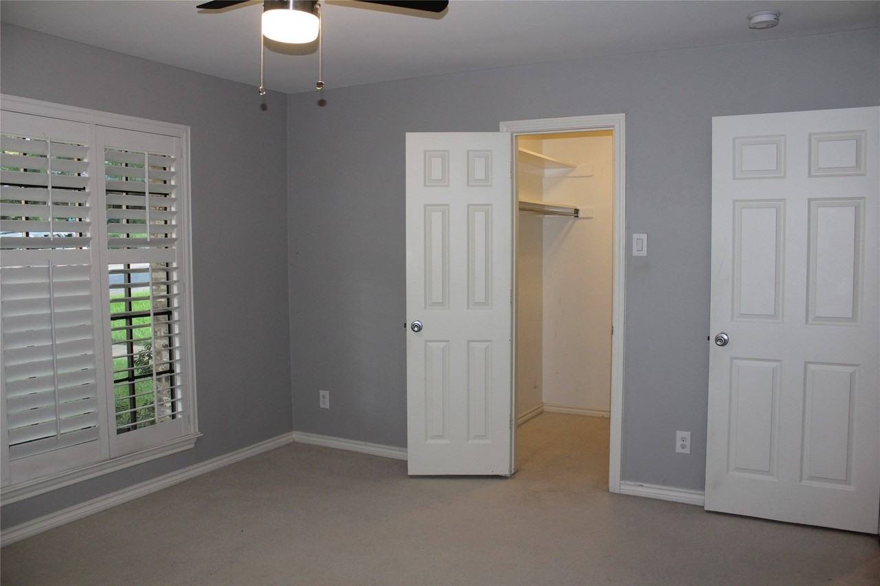 7010 Claybrook Dr - Photo 7 of 21