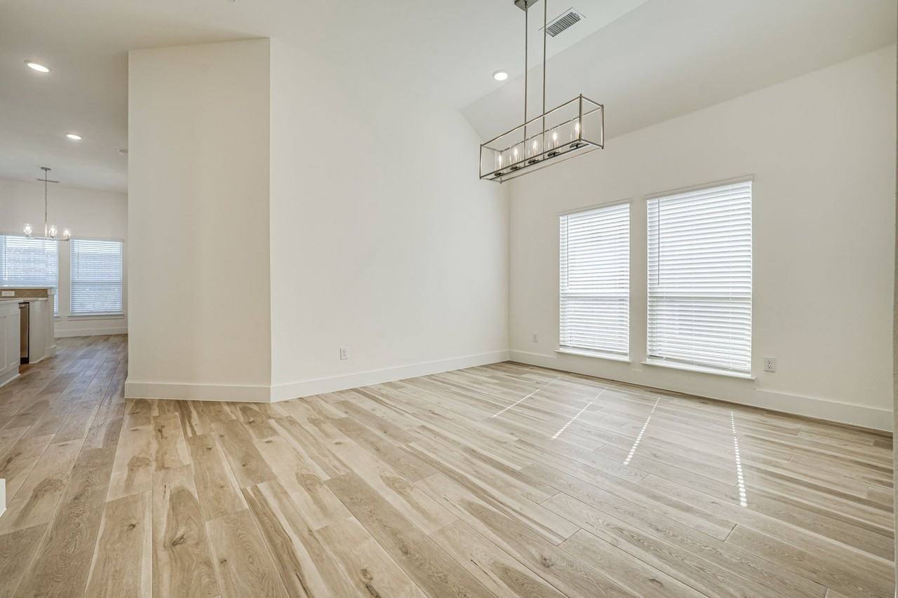 6244 Mulberry Creek Ln - Photo 3 of 27