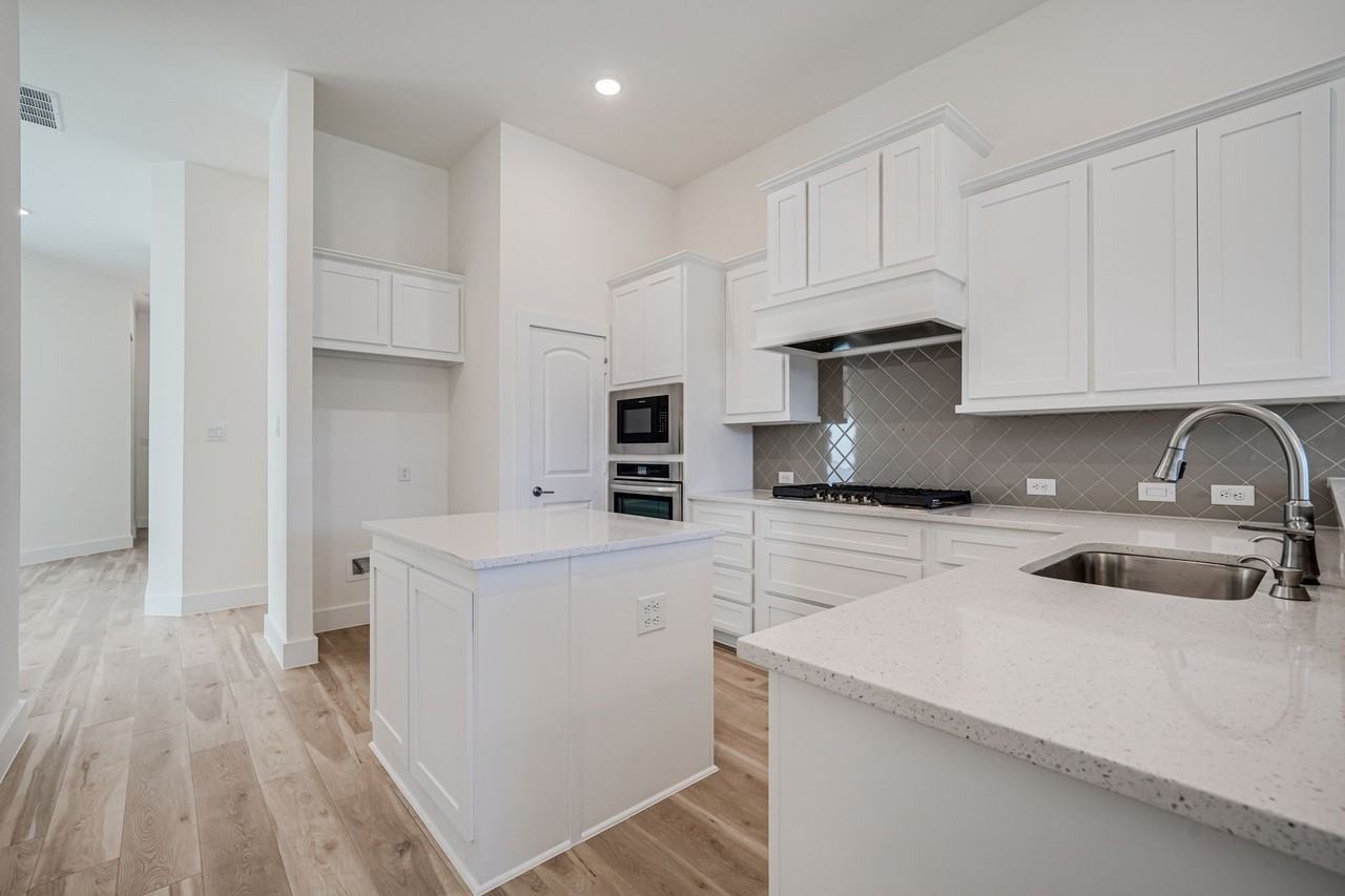 6244 Mulberry Creek Ln - Photo 7 of 27