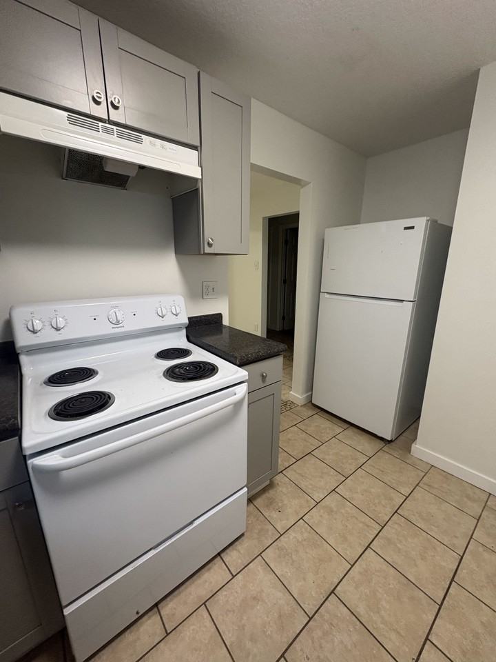 3513 Franklin Ave - Photo 6 of 12