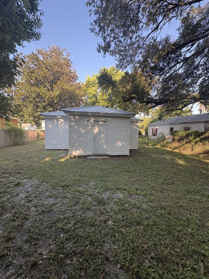 3513 Franklin Ave - Photo 7 of 12