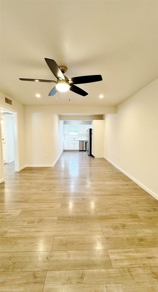 5014 San Jacinto St #204 - Photo 3 of 13