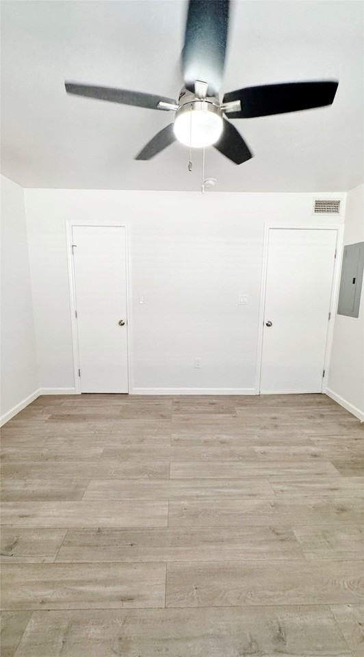 5014 San Jacinto St #204 - Photo 7 of 13