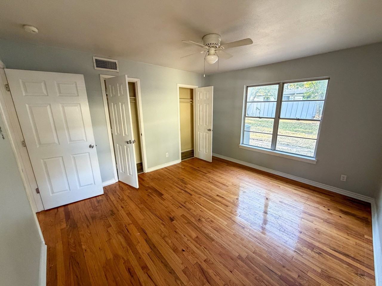 121 Vandenburg Dr #B - Photo 6 of 9