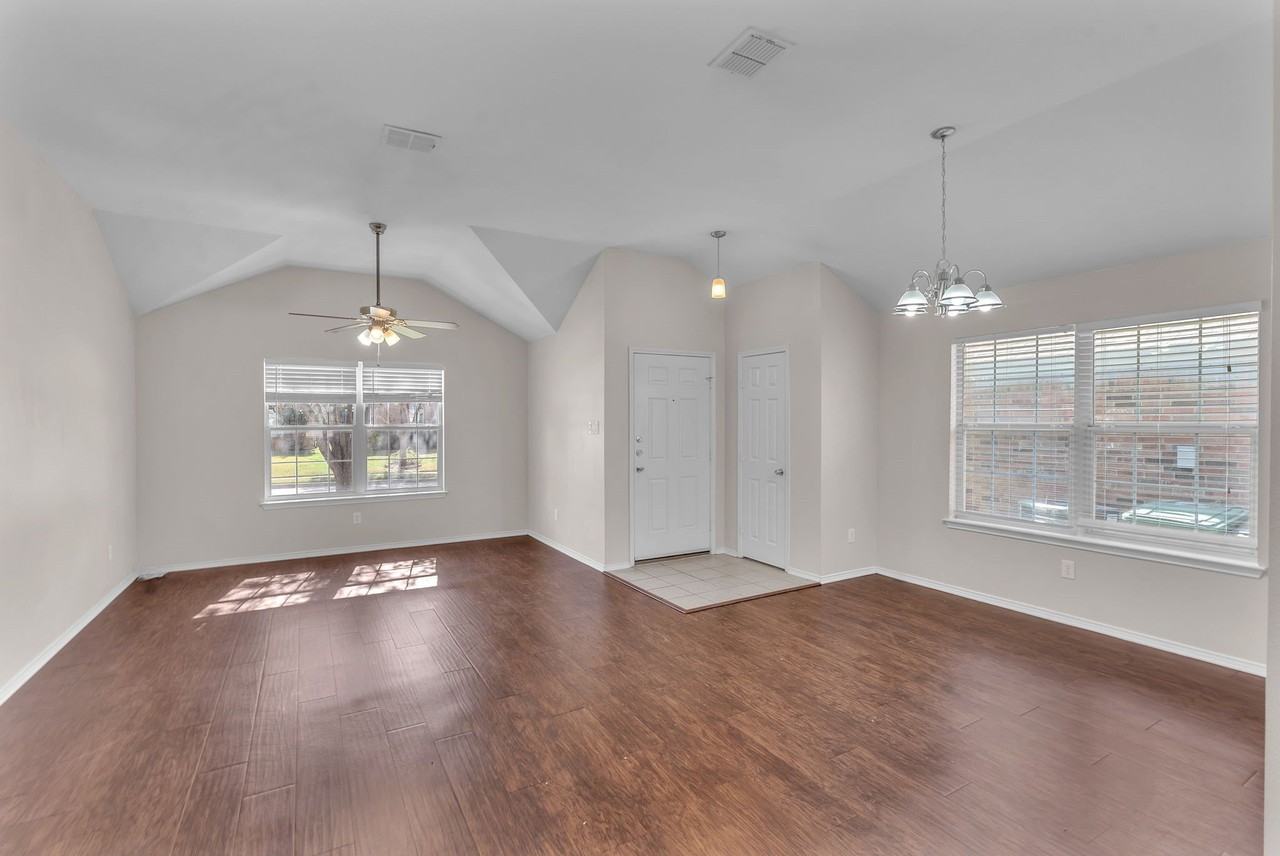11829 Gold Creek Dr E - Photo 3 of 24