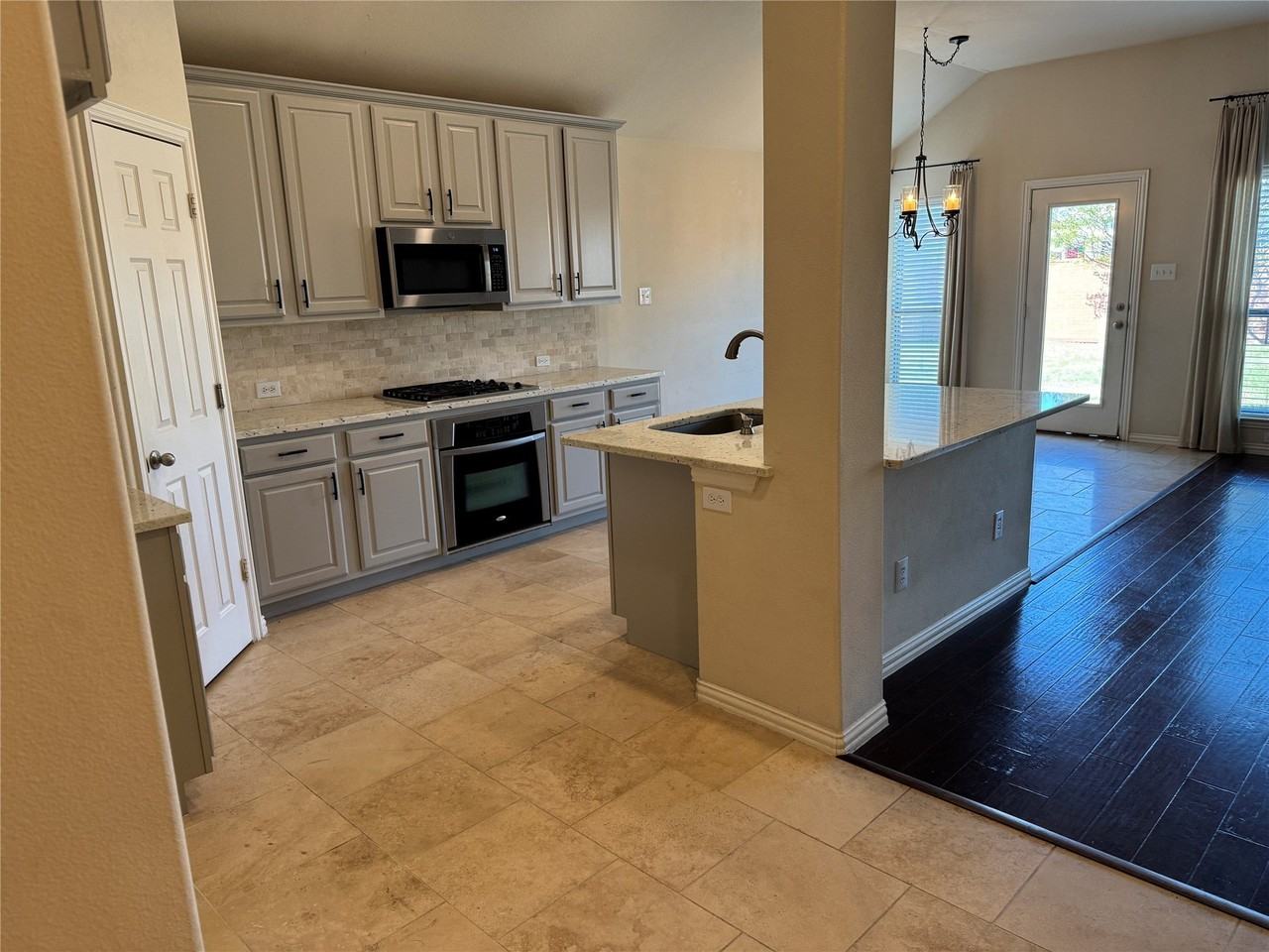 909 White Porch Ave - Photo 6 of 22