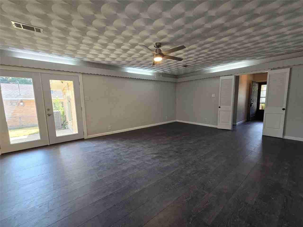 1623 Heather Glen Dr - Photo 4 of 22