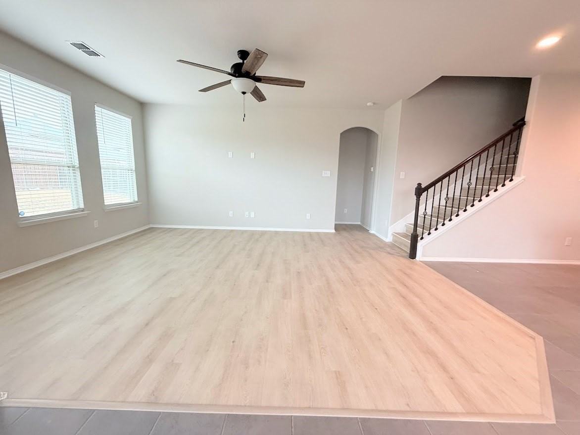 3018 Montrose Ct - Photo 3 of 30