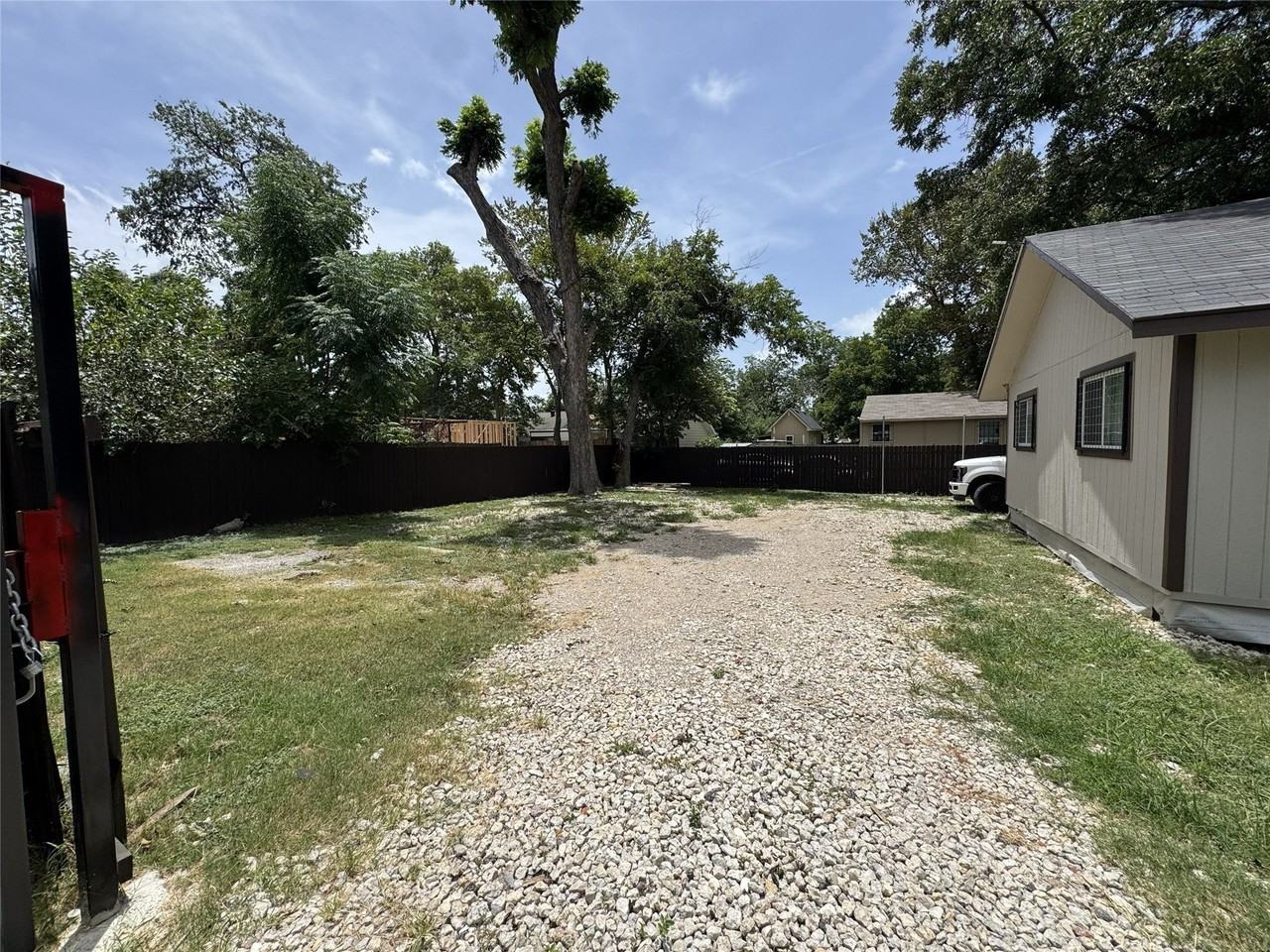 3630 Penelope St - Photo 2 of 10