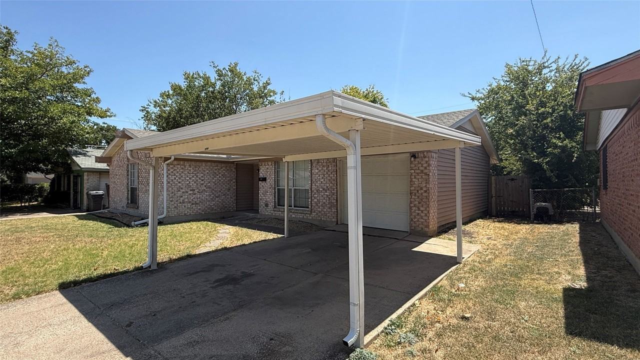 3244 Little River Dr - Photo 2 of 18