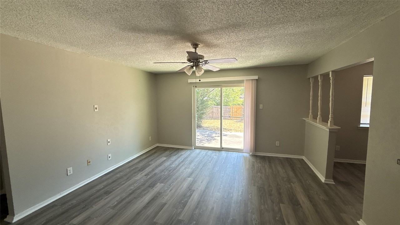 3244 Little River Dr - Photo 6 of 18