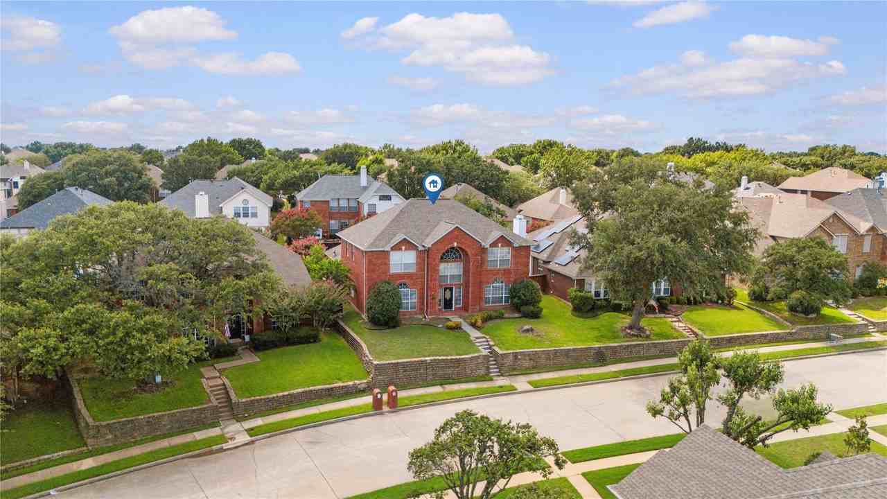 3607 Flagstone Dr - Photo 2 of 34