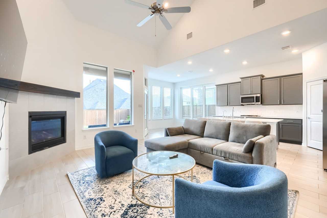 1124 Water Canna Dr - Photo 3 of 40