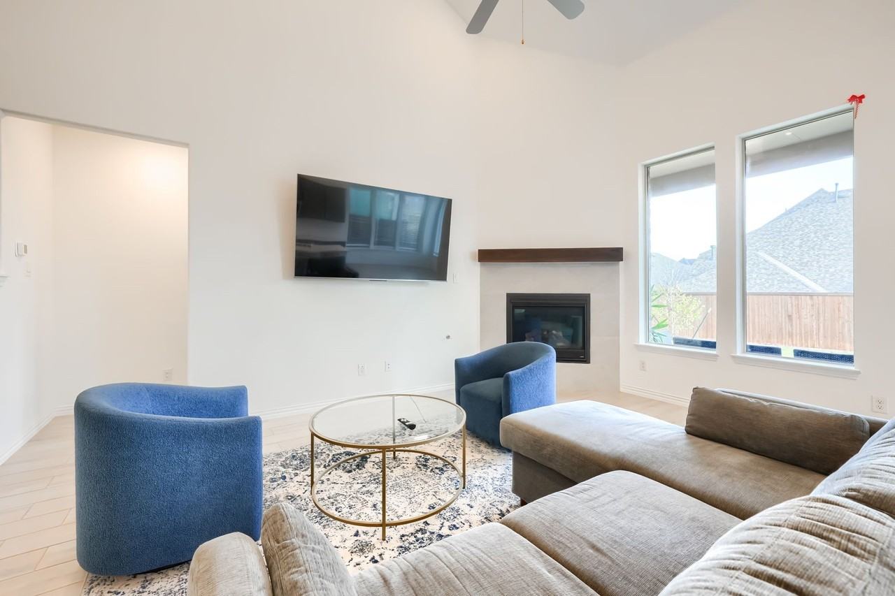 1124 Water Canna Dr - Photo 6 of 40
