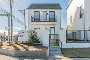 featured image of 682 W Main St