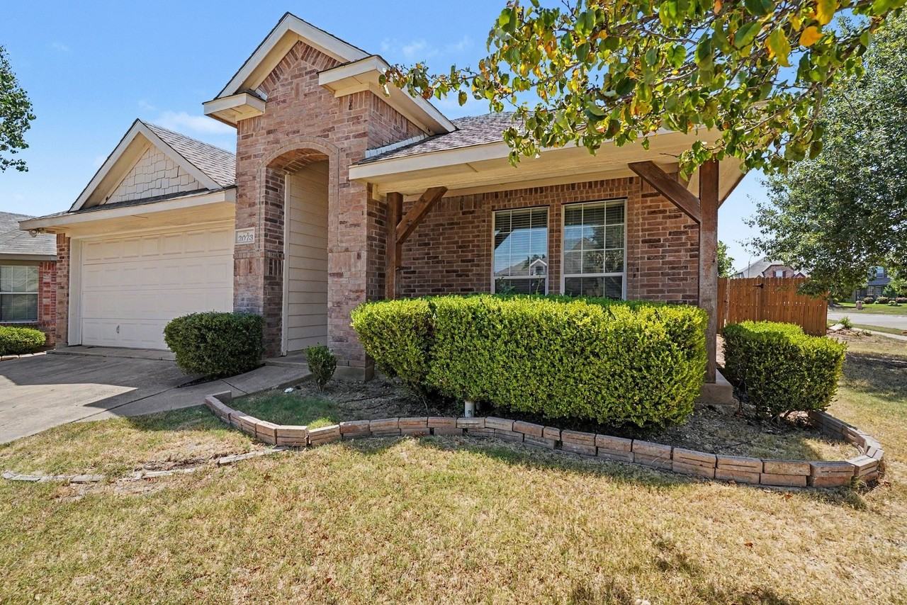 2073 Joyner Ranch Rd - Photo 2 of 26