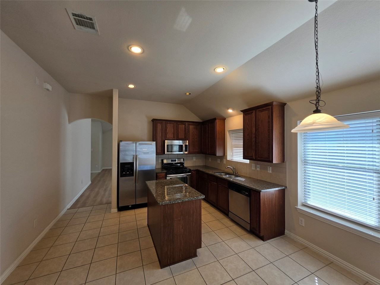 8219 Tierra Del Sol Rd - Photo 6 of 36