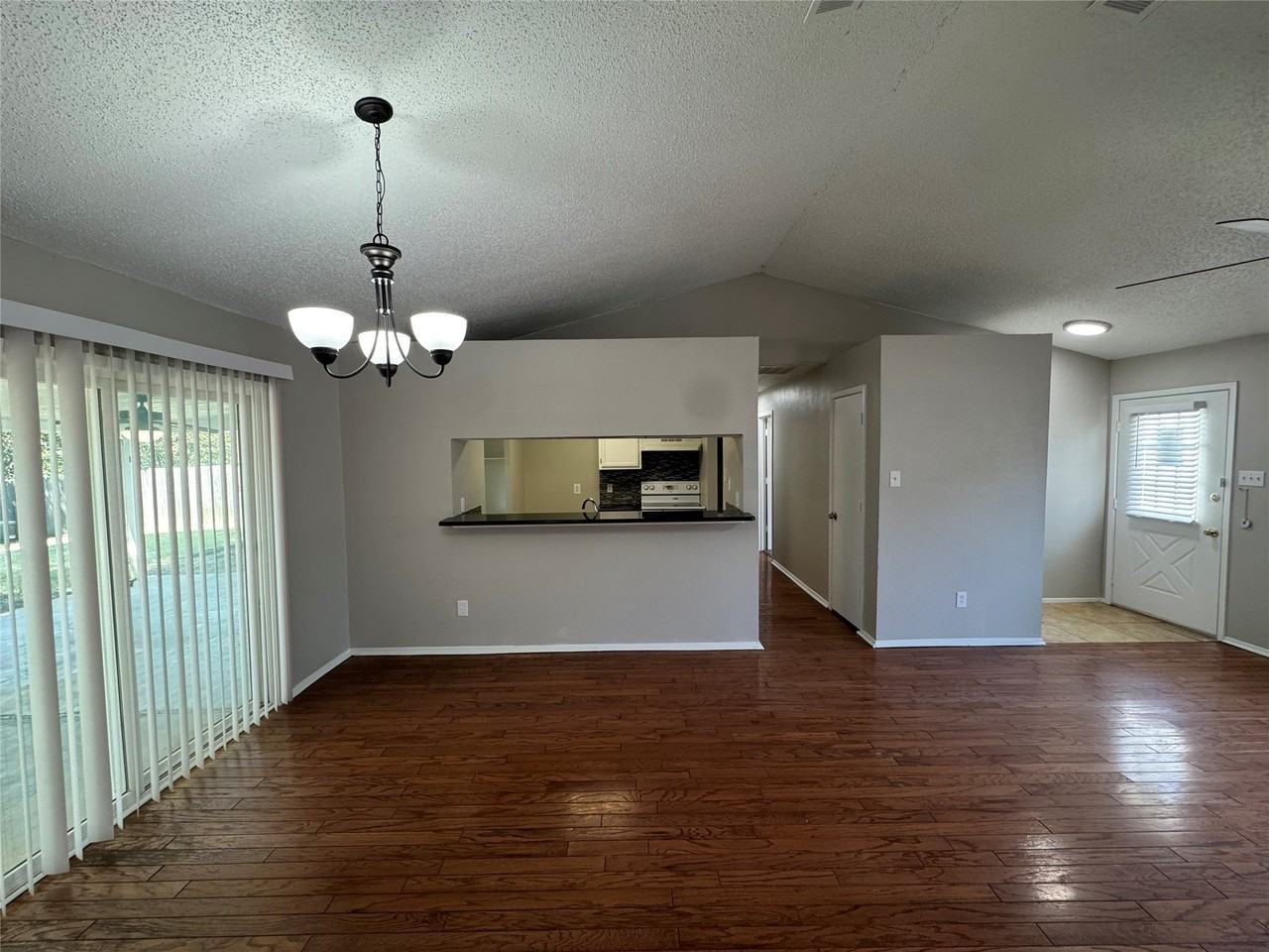 3808 Staghorn Cir S - Photo 5 of 17