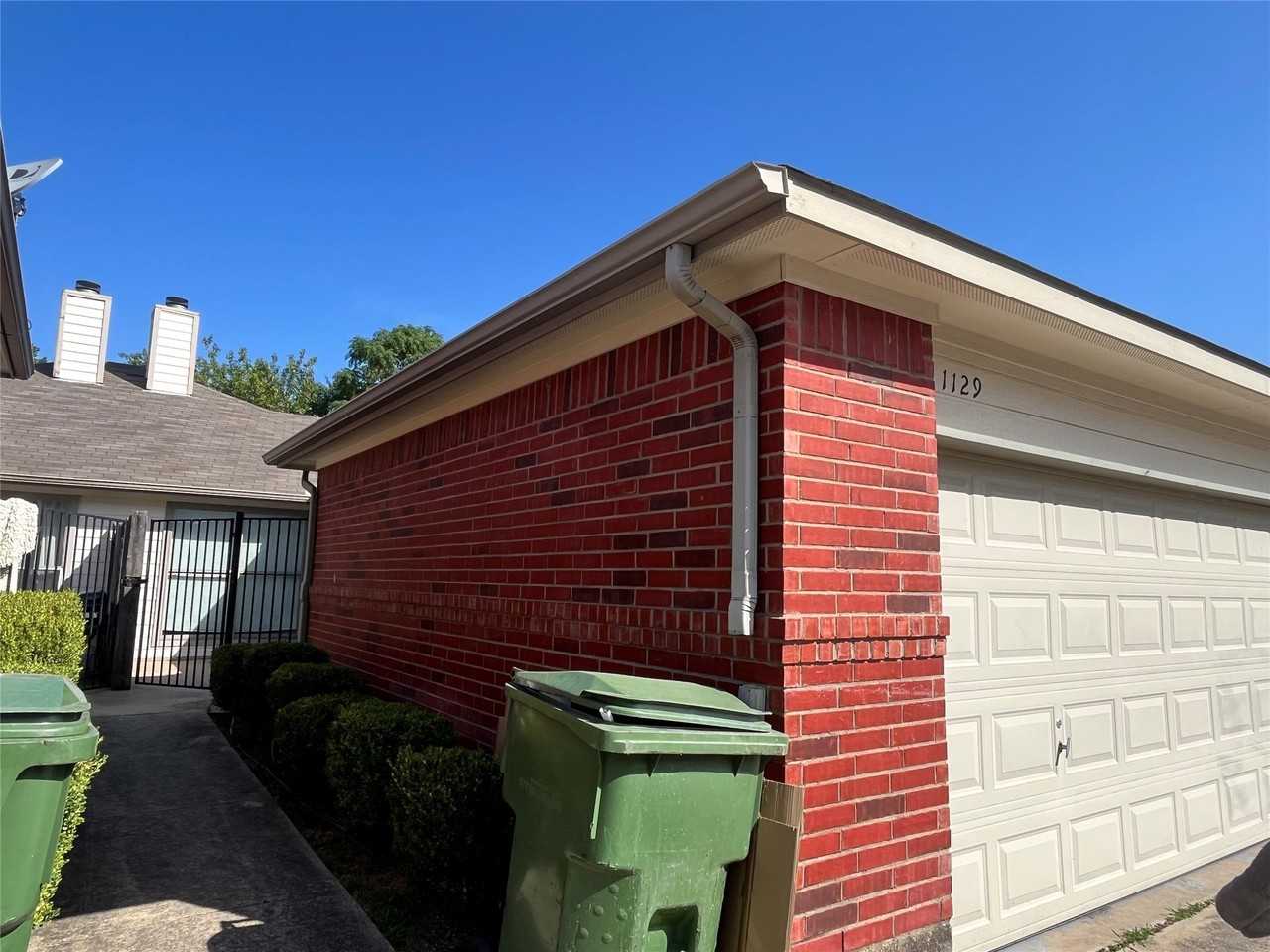 1129 Weston Dr - Photo 3 of 28