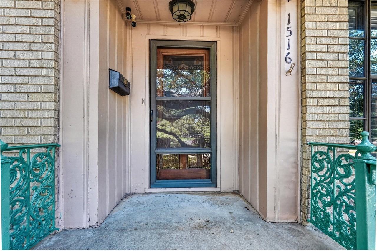 1516 Francis St - Photo 4 of 28