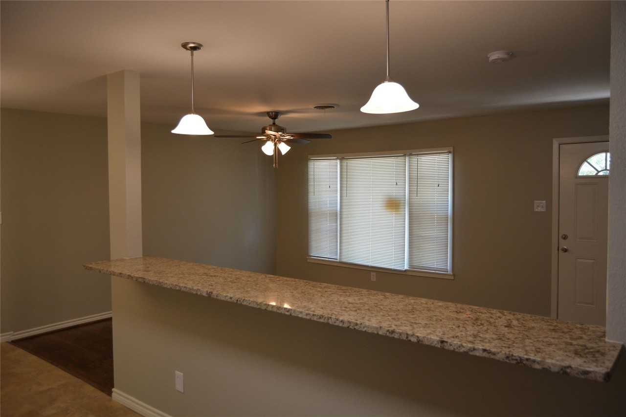 4117 Carma Dr - Photo 7 of 15
