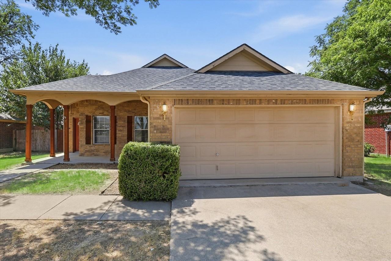 3003 Lake Ridge Dr - Photo 6 of 36