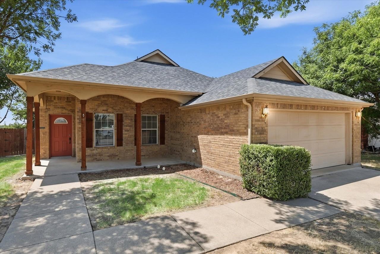 3003 Lake Ridge Dr - Photo 7 of 36