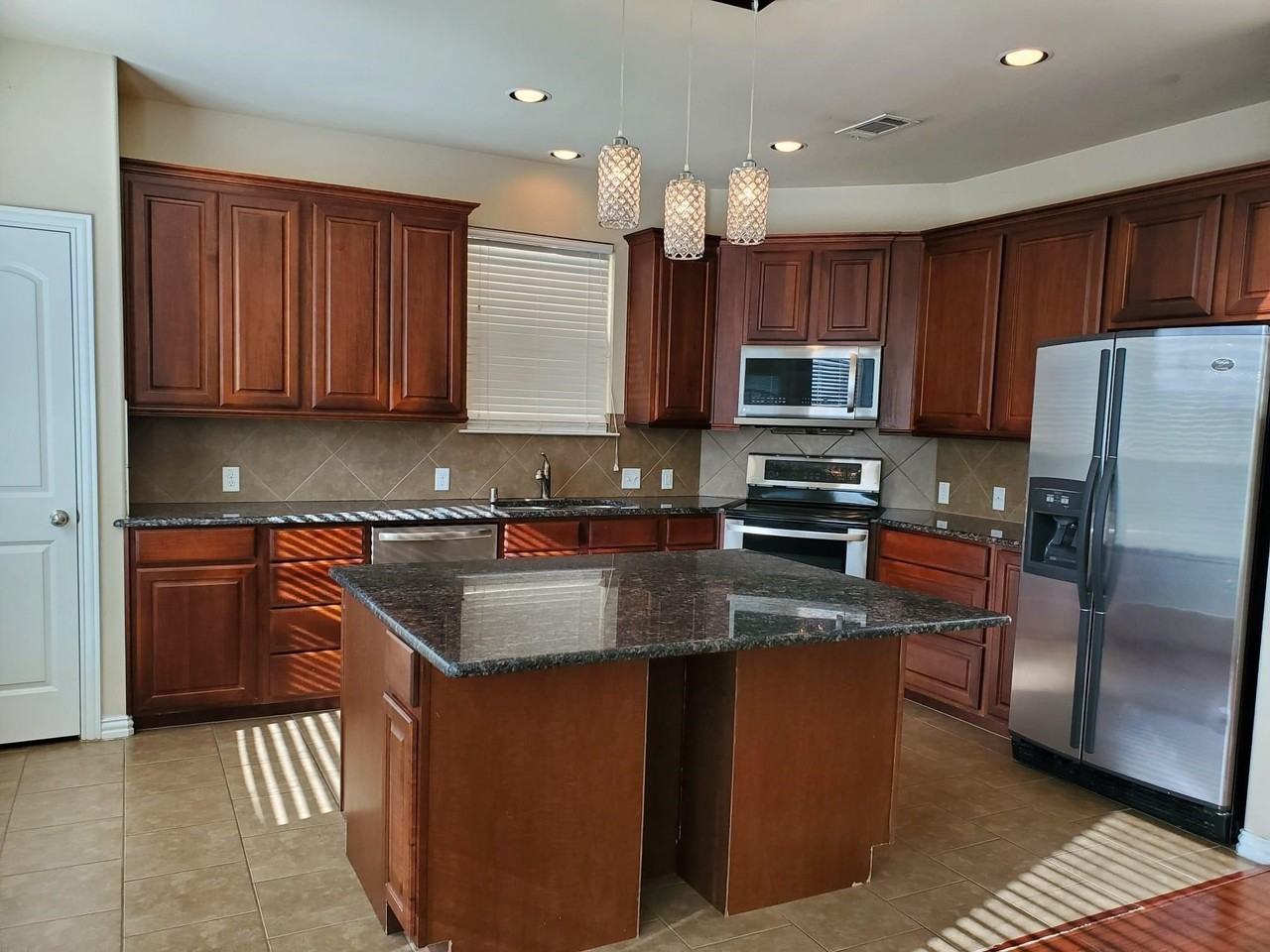 4171 Florence Dr - Photo 4 of 21