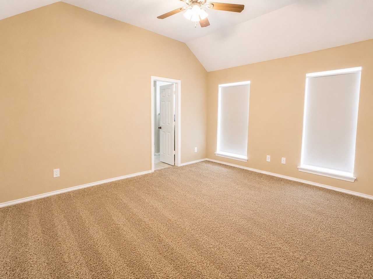 809 Mesa Dr - Photo 6 of 15