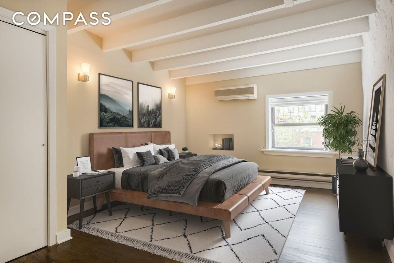 22 E 13th St #4 - Photo 4 of 10