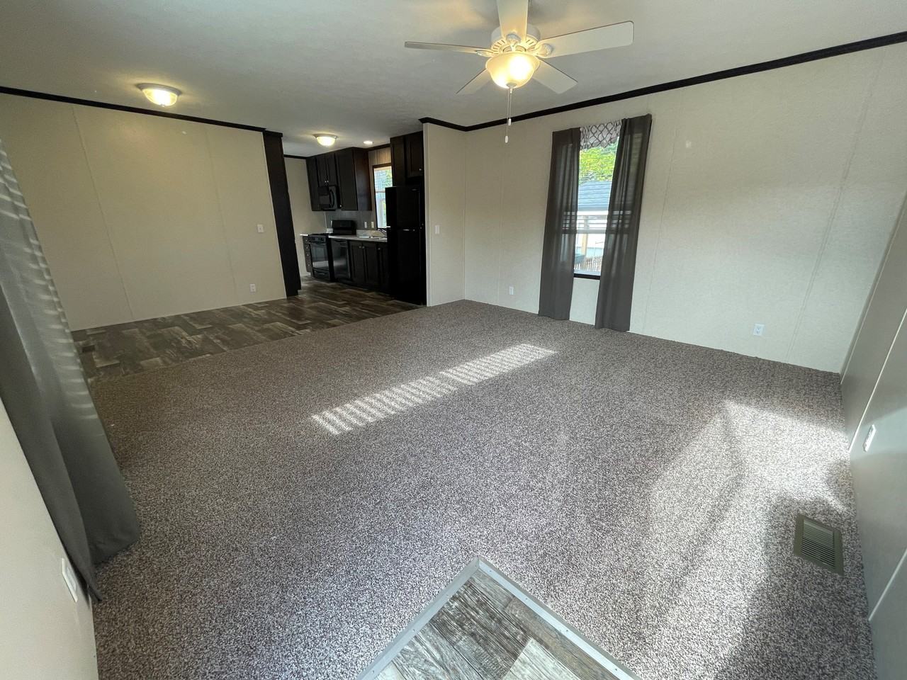 31 Mockingbird Dr #221 - Photo 3 of 7