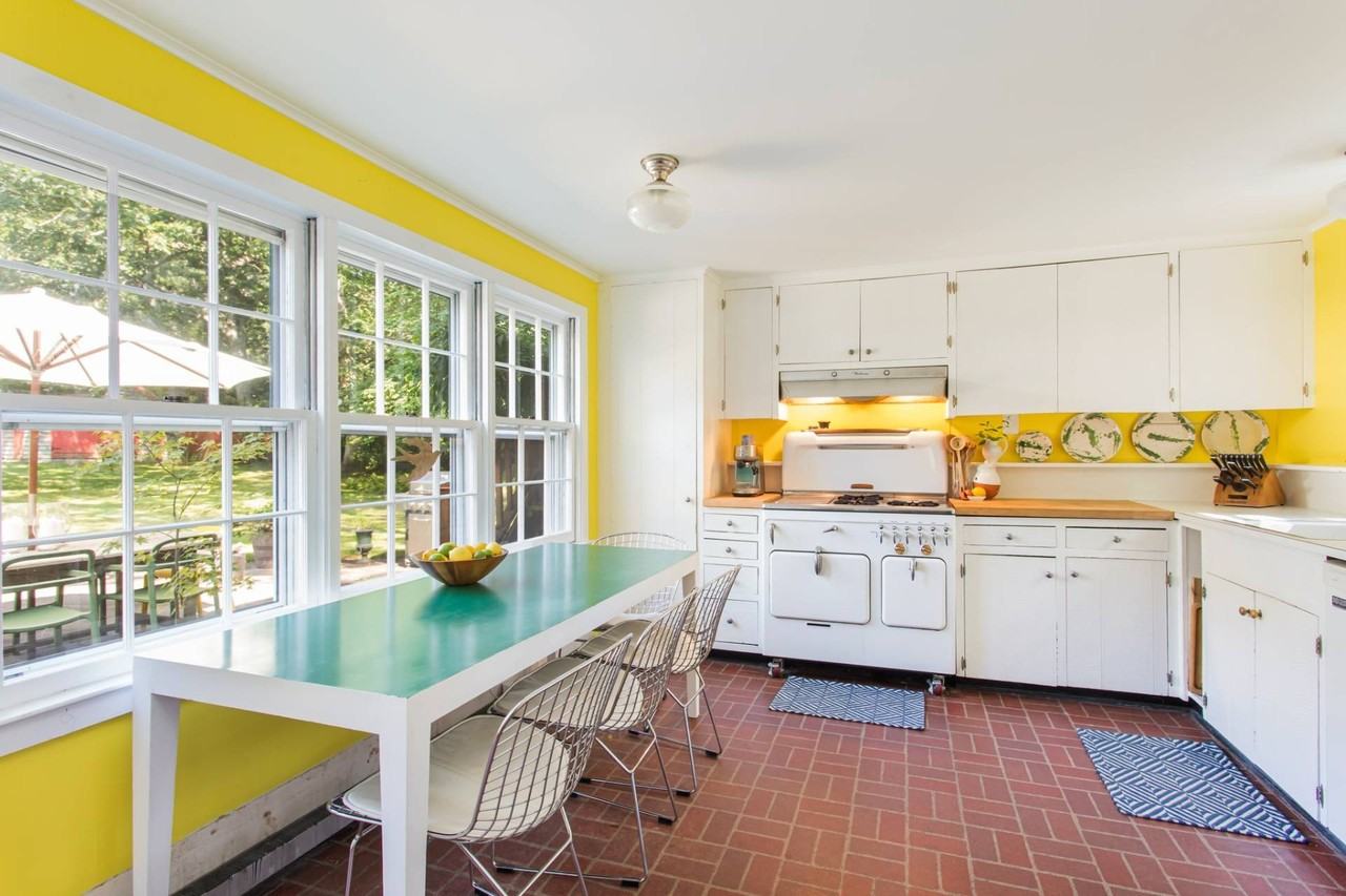 493 Abrahams Path - Photo 3 of 16