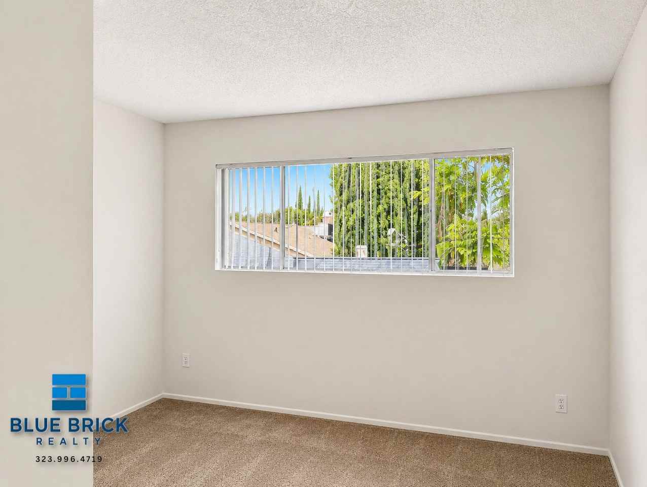 6226 Craner Ave #14 - Photo 3 of 9