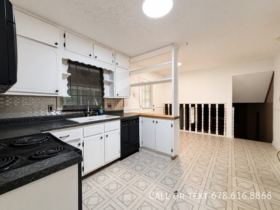 2666 S Lakeview Dr Sw - Photo 3 of 20
