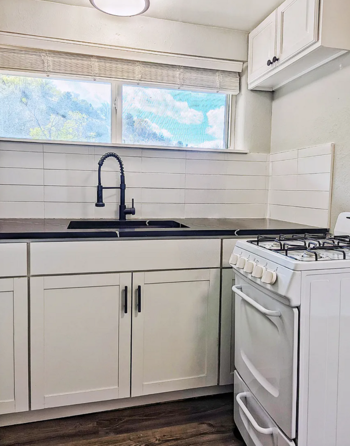 3737 Red Canon Ave #8 - Photo 5 of 10