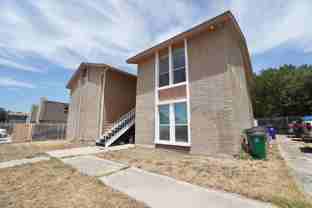 2906 Sweeney Ln #D - Photo 1 of 1