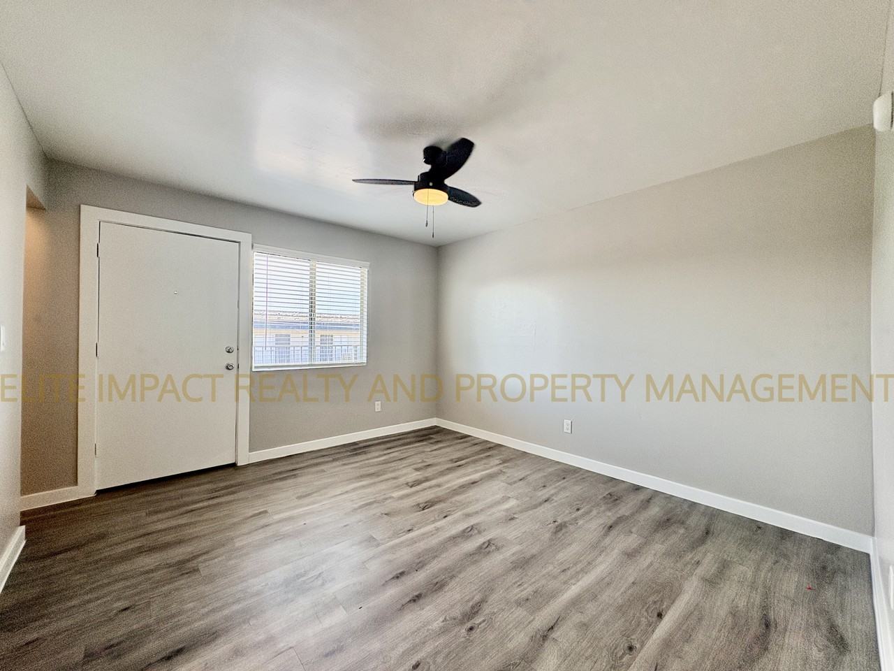 1920 N Stone Ave #115 - Photo 6 of 18