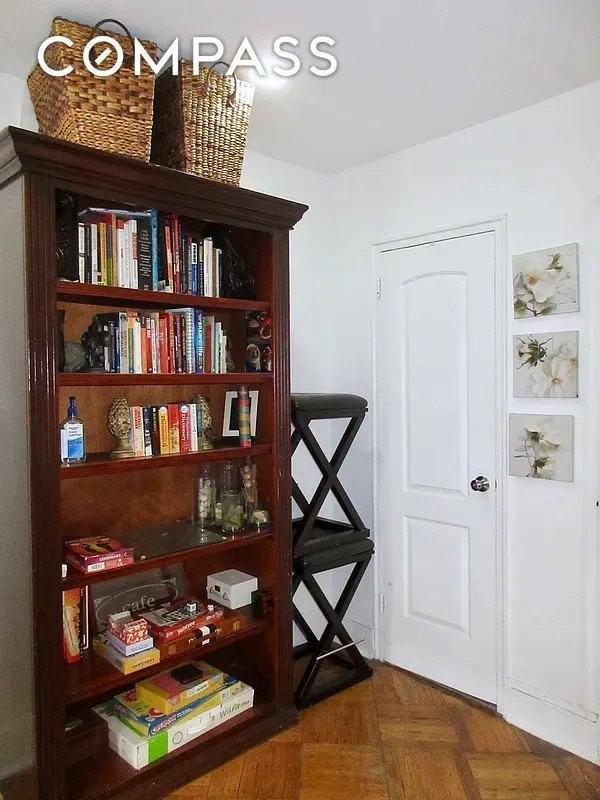 397 Clermont Ave #1F - Photo 5 of 7