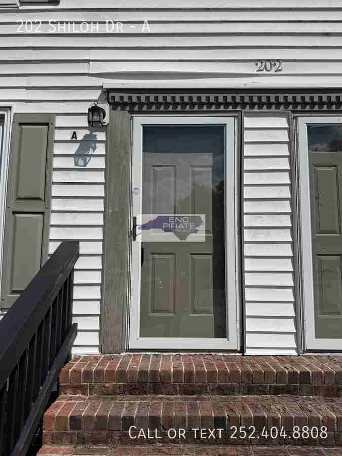 202 Shiloh Dr #A - Photo 2 of 14