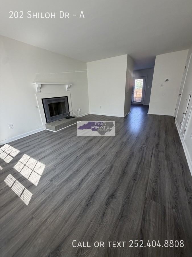 202 Shiloh Dr #A - Photo 3 of 14