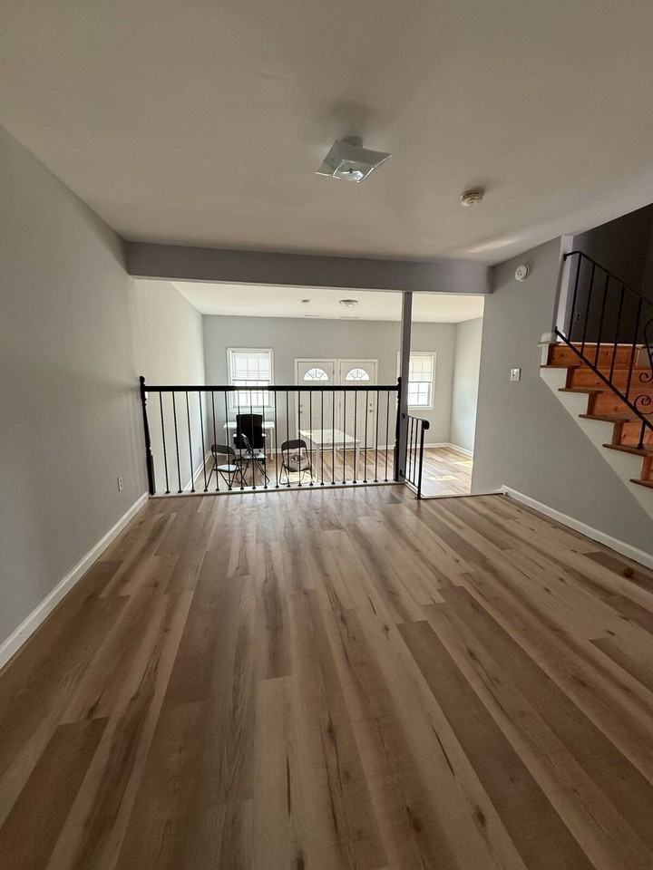 24 Redbud Rd - Photo 3 of 13