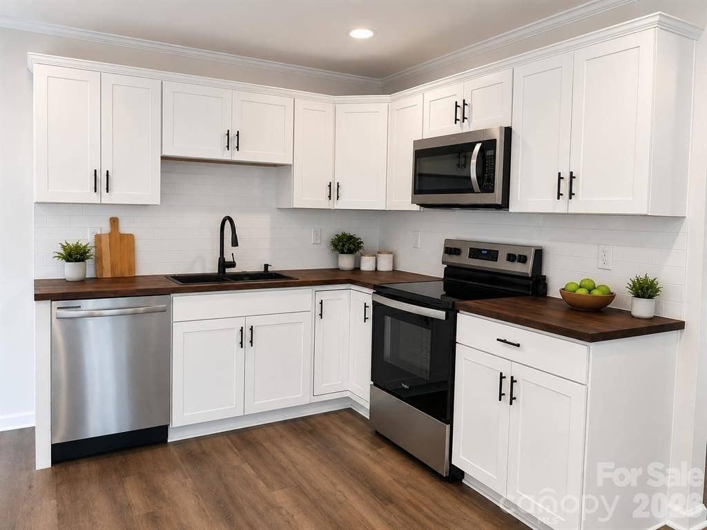 803 Dogwood Dr - Photo 2 of 2