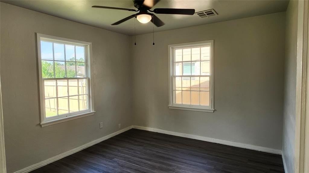 1833 Westchester Dr - Photo 6 of 13