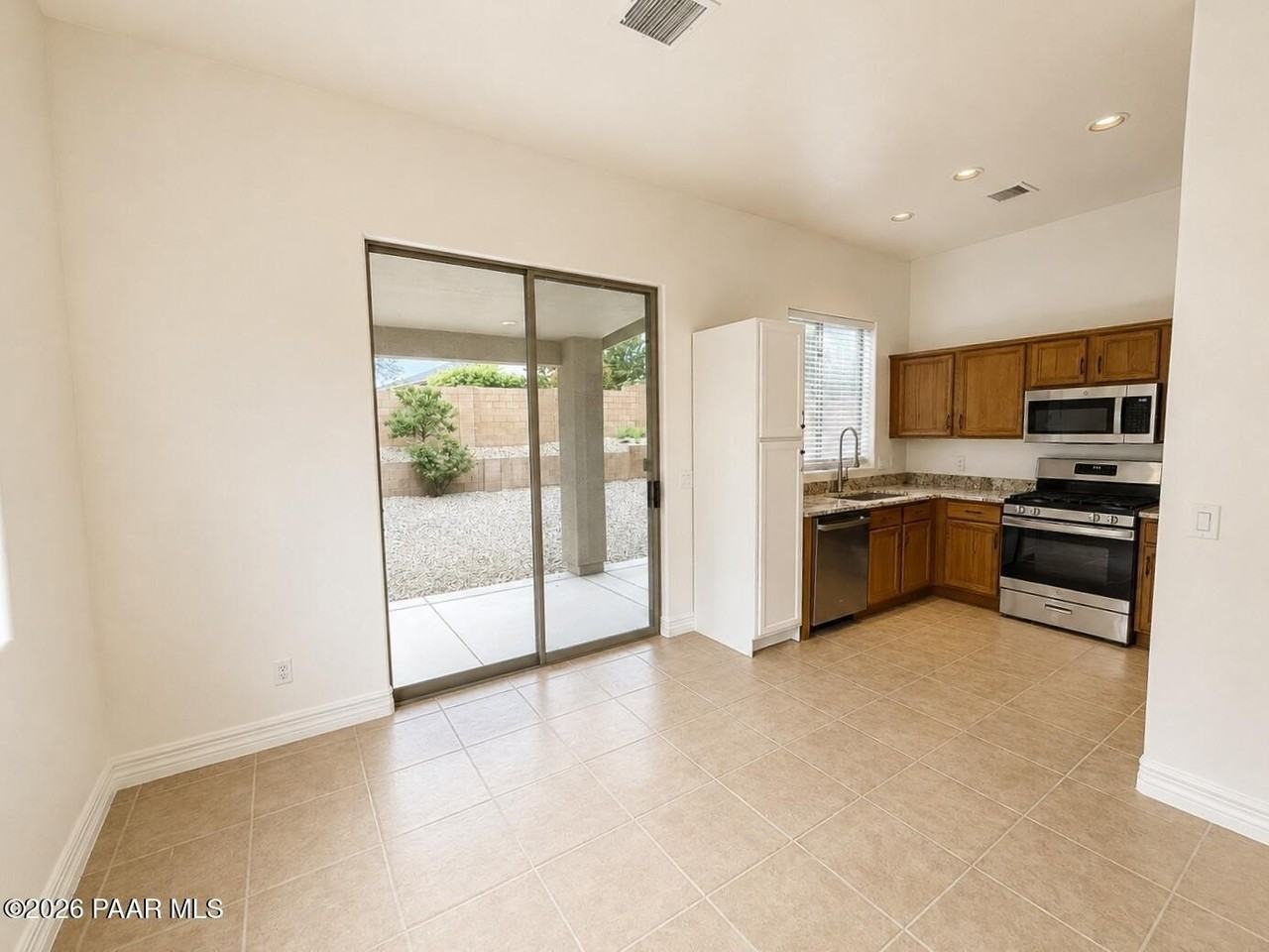 6919 E Elbrook Ave - Photo 5 of 13