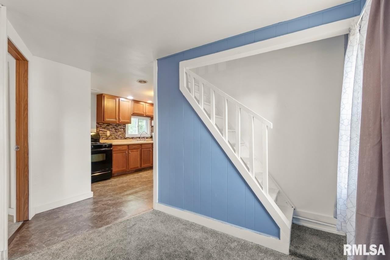 4208 S Lafayette Ave - Photo 5 of 19