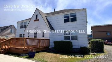 featured image of 1540 Nw 39th St #2